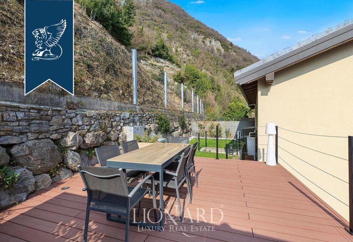 Image No.4-4 Bed Villa for sale