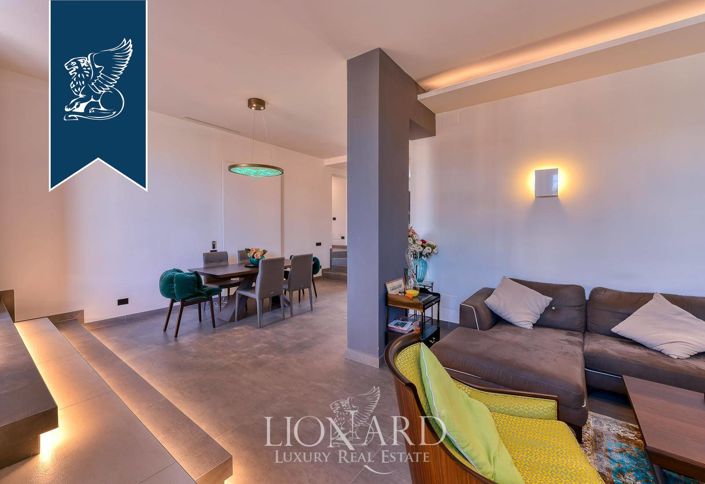 Image No.10-3 Bed Apartment for sale