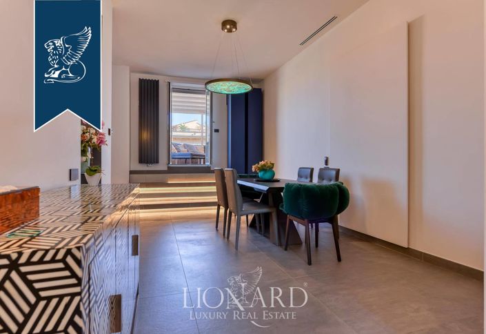 Image No.11-3 Bed Apartment for sale