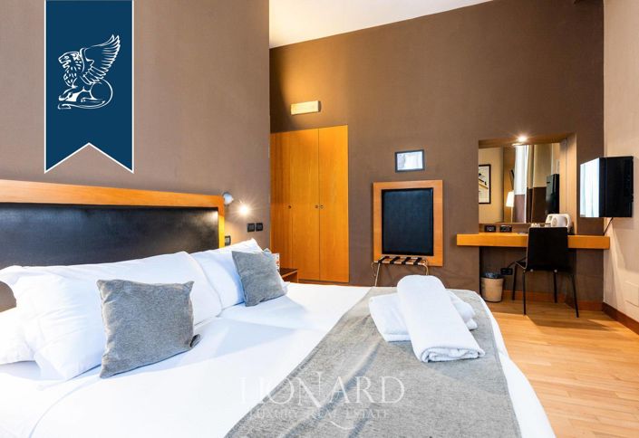 Image No.18-49 Bed Hotel for sale