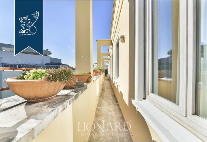 Image No.11-4 Bed Apartment for sale