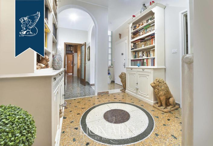 Image No.13-4 Bed Apartment for sale