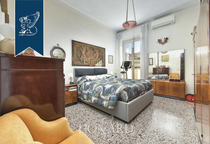 Image No.17-4 Bed Apartment for sale