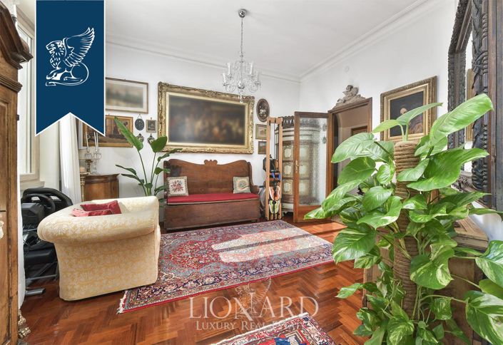 Image No.2-4 Bed Apartment for sale