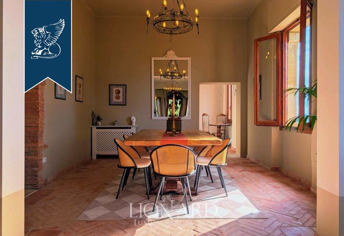 Image No.12-Villa de 6 chambres à vendre à Loro Ciuffenna