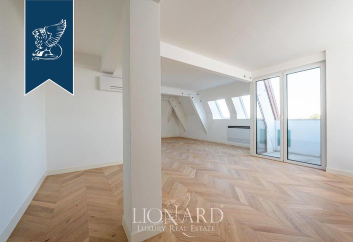 Image No.11-3 Bed Apartment for sale