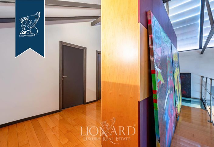 Image No.11-2 Bed Flat for sale