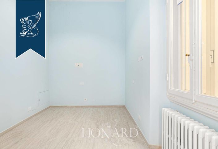 Image No.20-4 Bed Apartment for sale