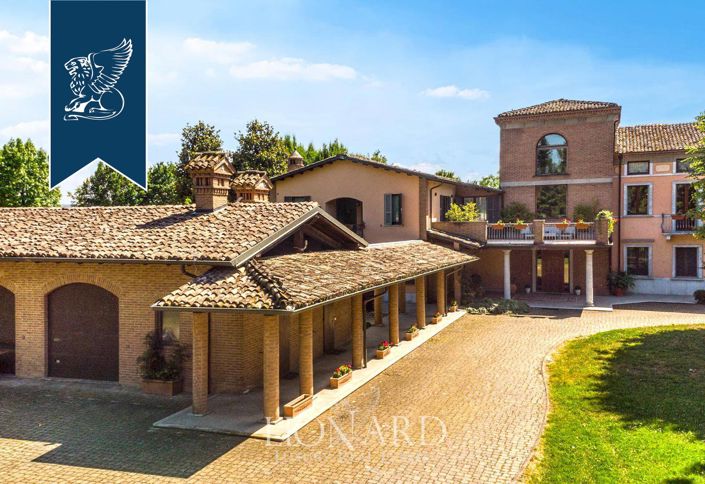 Image No.2-Villa de 6 chambres à vendre à Carpaneto Piacentino