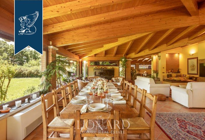 Image No.9-Villa de 6 chambres à vendre à Carpaneto Piacentino