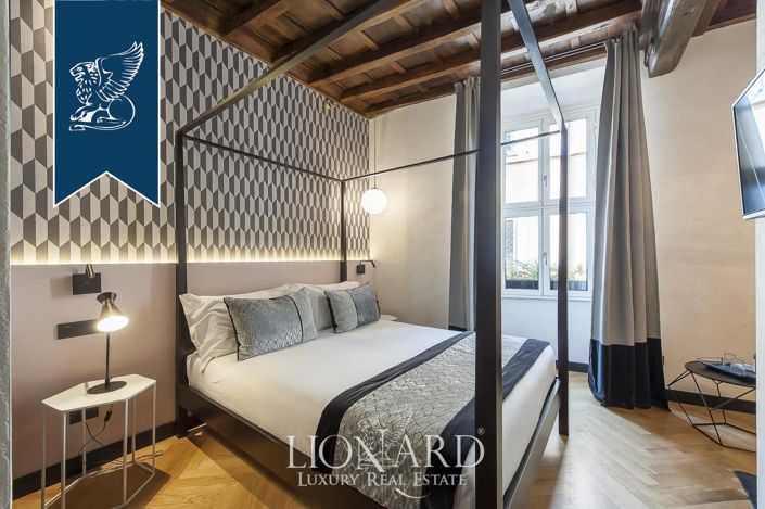 Image No.10-5 Bed Apartment for sale