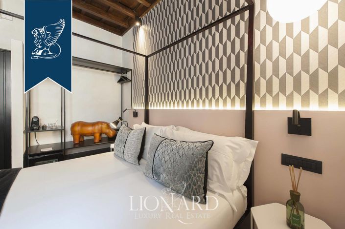 Image No.20-5 Bed Apartment for sale