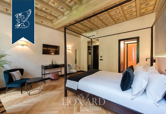 Image No.20-5 Bed Apartment for sale