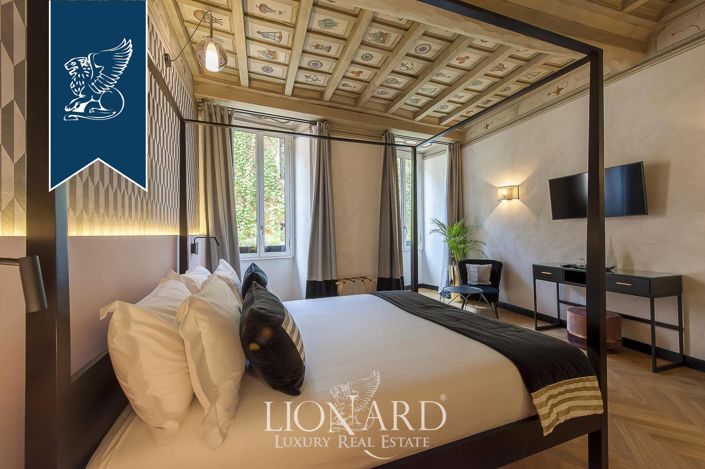 Image No.23-5 Bed Apartment for sale