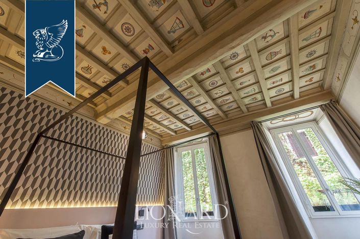 Image No.28-5 Bed Apartment for sale