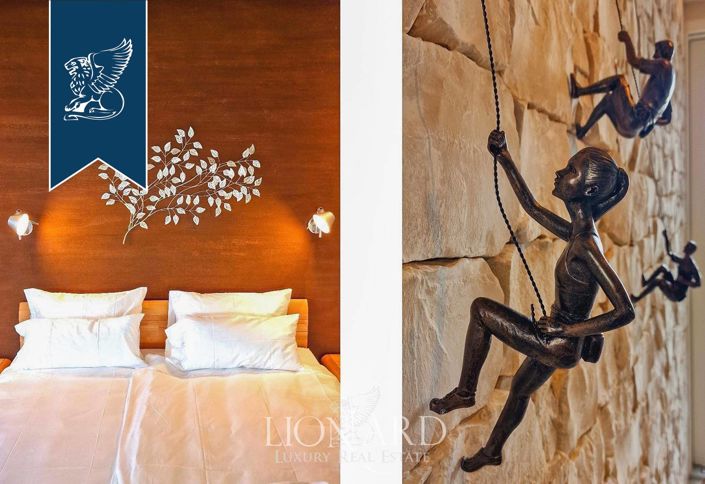 Image No.14-4 Bed Villa for sale