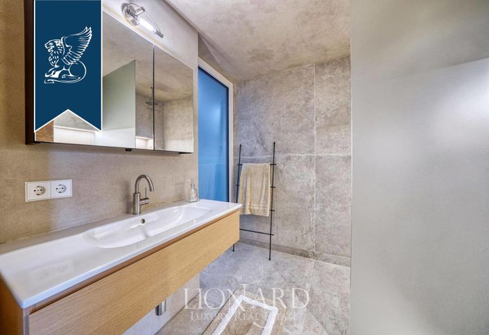 Image No.16-4 Bed Villa for sale