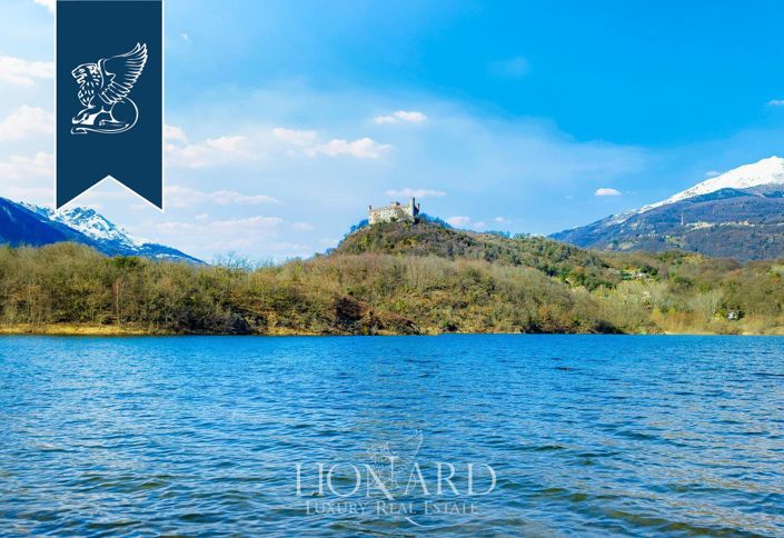 Image No.3-11 Bed Property for sale