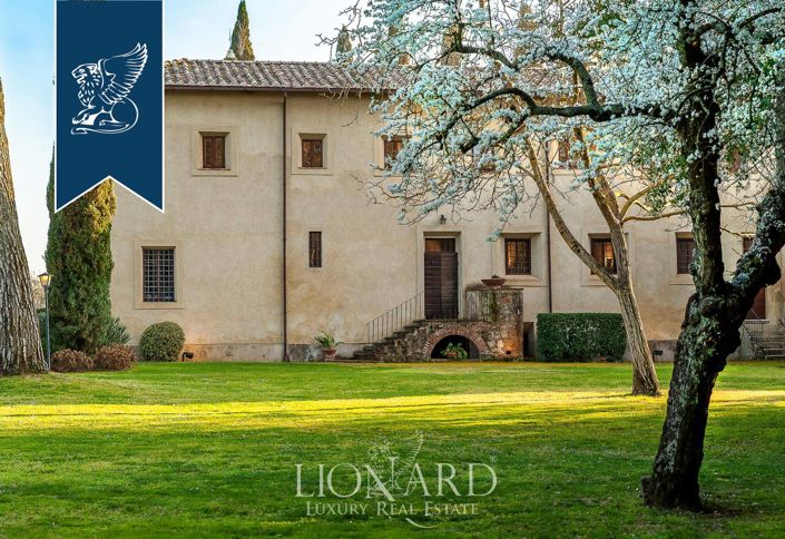 Image No.22-20 Bed Villa for sale