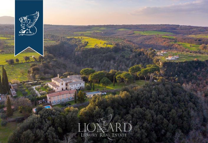 Image No.3-20 Bed Villa for sale