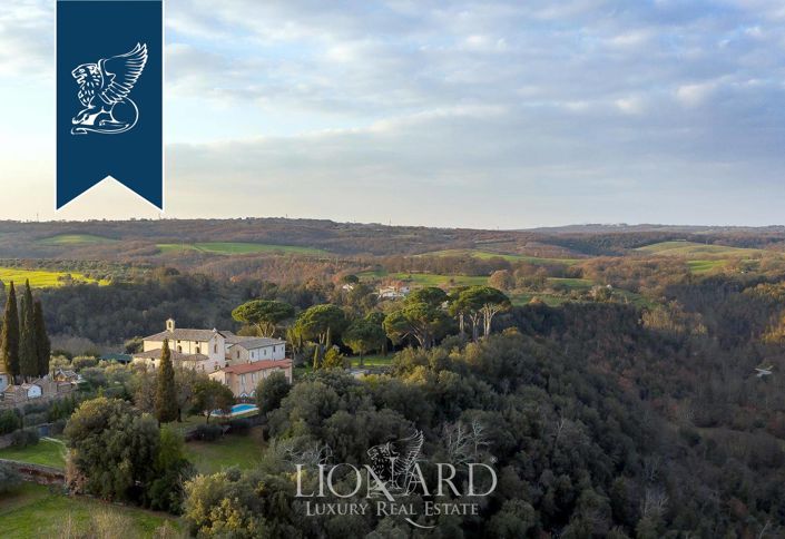 Image No.4-20 Bed Villa for sale