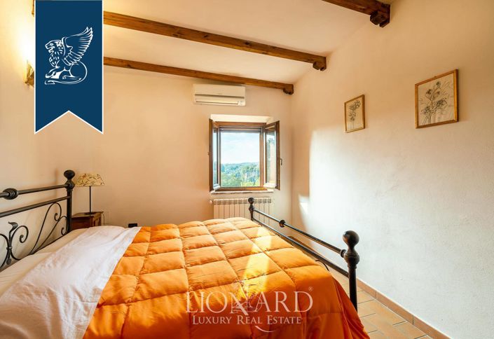 Image No.41-20 Bed Villa for sale