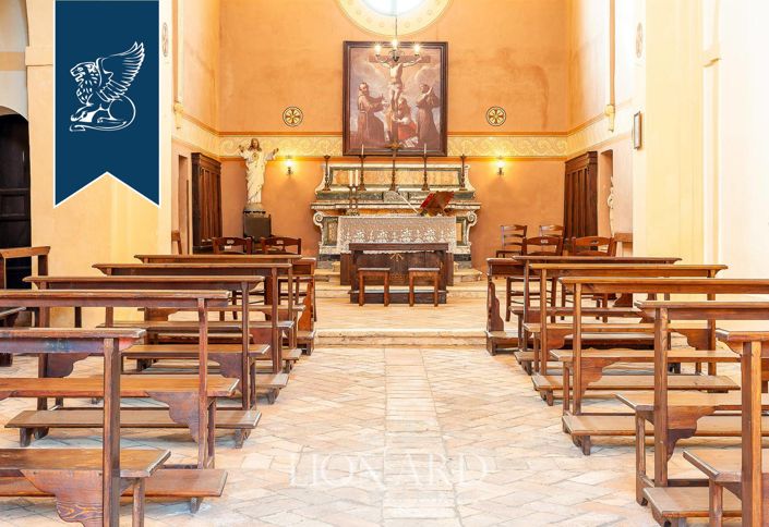 Image No.49-20 Bed Villa for sale