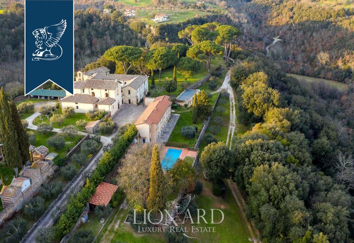 Image No.52-20 Bed Villa for sale