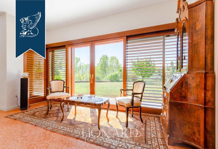 Image No.14-6 Bed Villa for sale