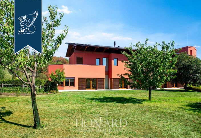 Image No.5-6 Bed Villa for sale