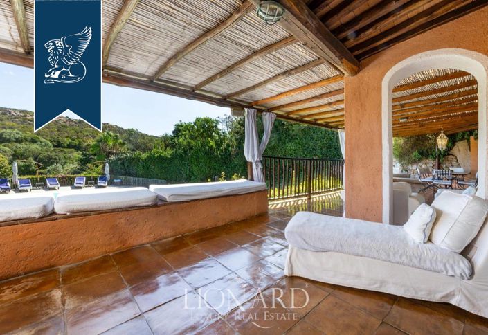 Image No.10-4 Bed Villa for sale