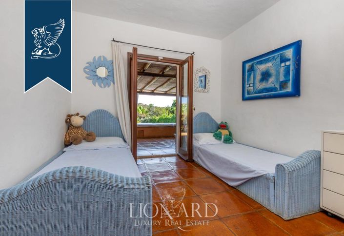 Image No.20-4 Bed Villa for sale