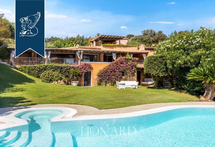 Image No.3-4 Bed Villa for sale