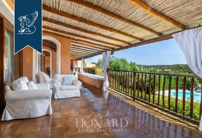 Image No.9-4 Bed Villa for sale