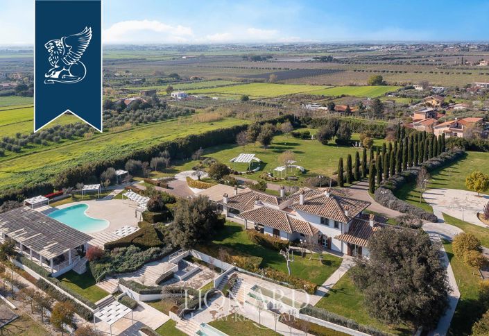 Image No.2-Villa de 5 chambres à vendre à Castèl Gandolfo