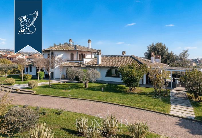 Image No.3-Villa de 5 chambres à vendre à Castèl Gandolfo