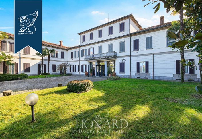Image No.6-Villa de 20 chambres à vendre à Côme