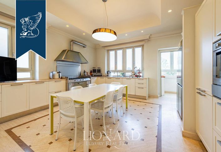 Image No.13-5 Bed Apartment for sale