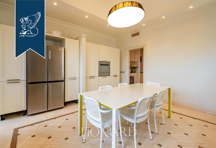 Image No.14-5 Bed Apartment for sale