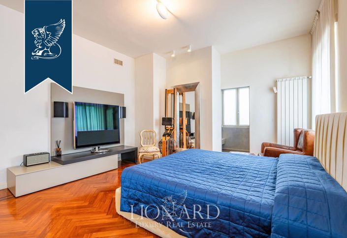 Image No.19-5 Bed Apartment for sale