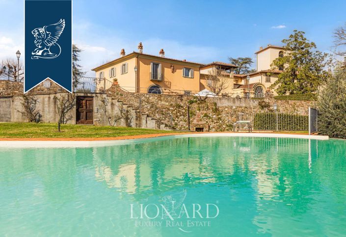 Image No.5-12 Bed Villa for sale