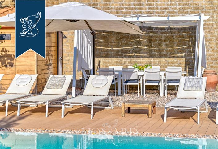 Image No.6-6 Bed Villa for sale