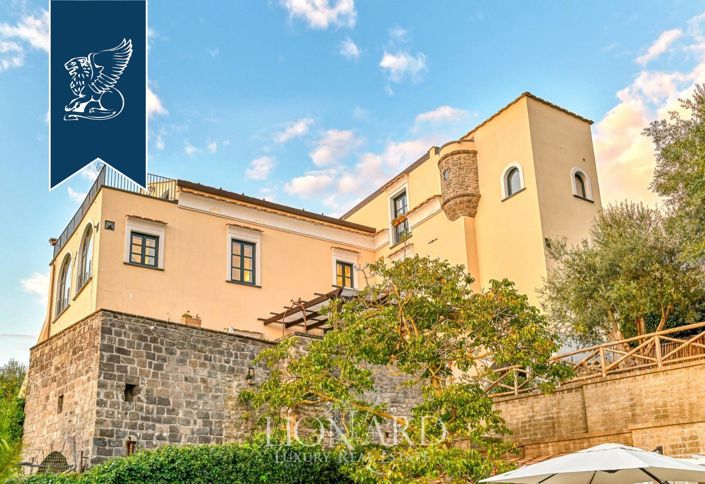 Image No.9-6 Bed Villa for sale