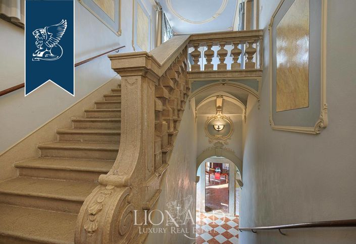 Image No.6-6 Bed Villa for sale