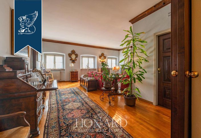 Image No.14-5 Bed Apartment for sale