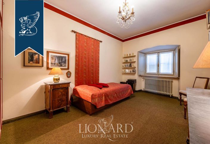 Image No.20-5 Bed Apartment for sale