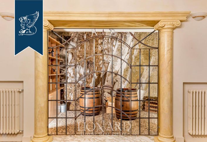 Image No.18-7 Bed Villa for sale