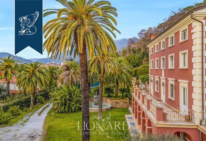 Image No.9-7 Bed Villa for sale