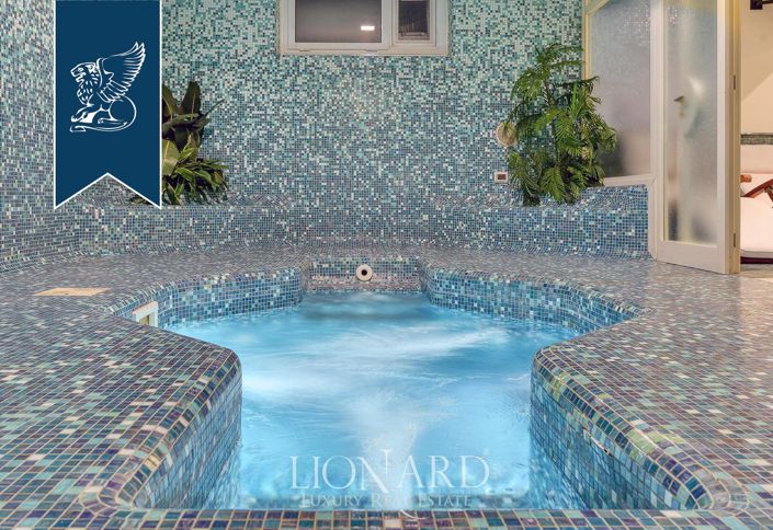 Image No.21-7 Bed Villa for sale