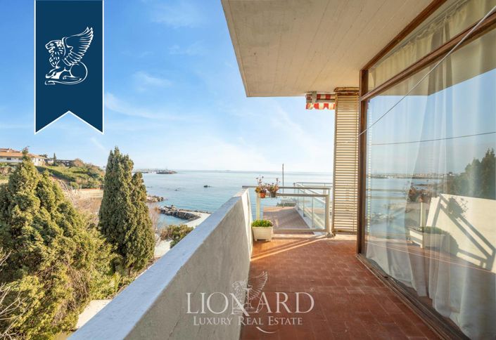 Image No.10-4 Bed Villa for sale